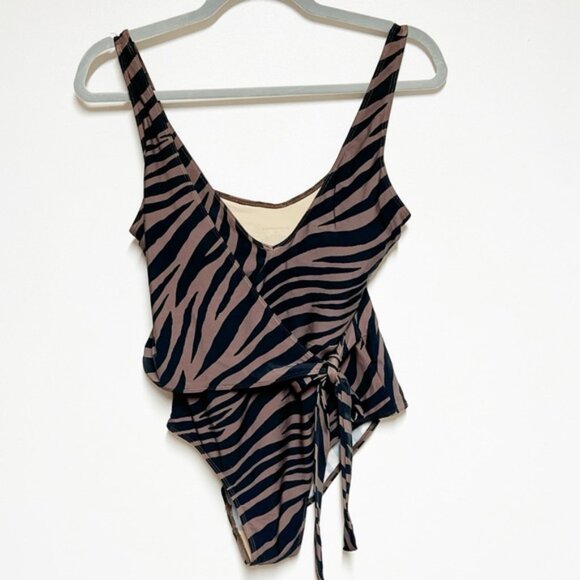 Summersalt Swimsuit The Tie Waist Backflip Modern Zebra in Chocolate Sz 8 - Picture 3 of 8